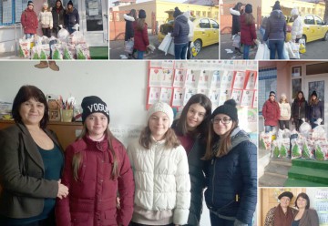 Elevii de la Şcoala Gimnazială nr.12, voluntari în ajun de Crăciun