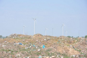 O primărie din Ialomiţa cere falimentul unei firme de eoliene din Constanţa