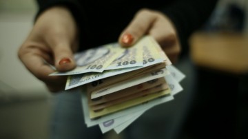 Salarizarea bugetarilor, motiv de îngrijorare pentru angajații administrației publice