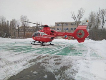 Elicopterul SMURD a intervenit la Dumbrăveni! Un bătrân, transportat DE URGENȚĂ la Spitalul Județean Constanța-VIDEO