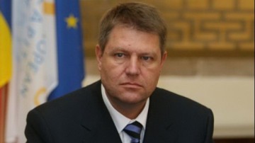 Klaus Iohannis a promulgat Legea privind abilitarea Guvernului de a emite ordonanţe