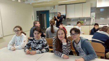 Elevi şi profesori de la Şcoala „Gheorghe Ţiţeica”, în Finlanda