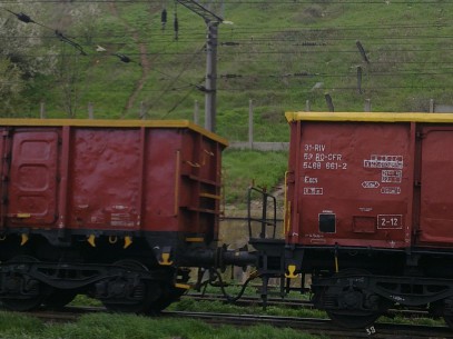 Două tone de fier furate din garniturile de tren Două tone de fier furate din garniturile de tren