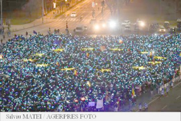 Protest în Piaţa Victoriei