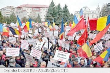 Peste 8.000 de persoane la mitingul PSD de la Târgovişte, de susţinere a Guvernului