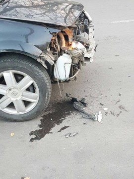 Accident rutier cu trei maşini în Constanţa!
