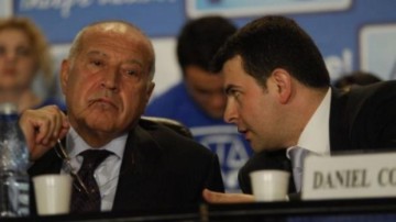 Vicepremierul Daniel Constantin are conturile poprite pentru banii pe care statul vrea să-i recupereze de la Dan Voiculescu