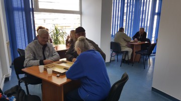 Primăria Constanţa cheltuie mai mult pentru cafeluţele din Clubul Pensionarilor