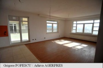 Românii și-au construit anul trecut 52.206 locuințe, cu peste 5.200 mai multe față de 2015