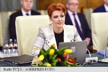 Absolut toți bugetarii vor avea, în sporuri, două norme de hrană și un voucher de vacanță