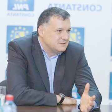 Bogdan Huțucă: „Războiul de tip mafiot din PSD pune România pe pauză”