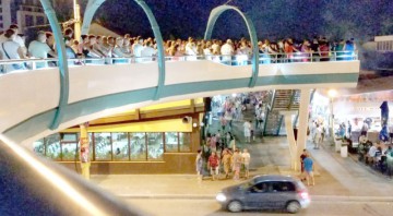 Cât „face” taraba în Mamaia şi în Satul de Vacanţă: ce taxe a stabilit Primăria