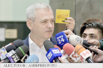 Dragnea, invitat de o femeie să demisioneze. Reacţia lui Dragnea: „Sunteţi colegă cu Ponta”