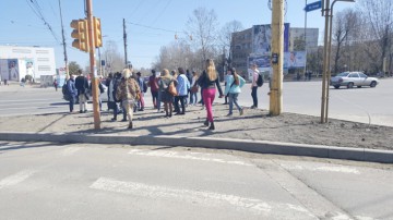 Primăria a ţinut cont de sfaturi! Se vor monta rampe pentru persoanele cu dizabilităţi la intersecţia de la City Park!