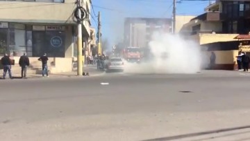 O maşină a luat foc pe strada Ţepeş Vodă! Video