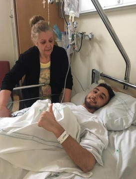 Tânărul care a intrat cu maşina în stâlp în Mamaia riscă să rămână PARALIZAT!