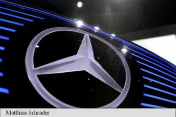 Mercedes-Benz România recheamă în service circa 200 mașini E Class 213