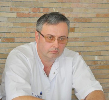 Cătălin Grasa, încă puţin şi e manager cu acte în regulă la Spitalul Judeţean