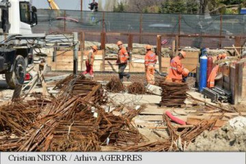 Numărul persoanelor apte de muncă a ajuns la 8,979 milioane, în 2016; rata șomajului a scăzut la 5,9% de la 6,8%