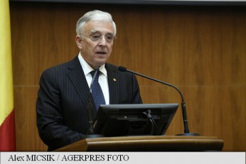 Un credit trebuie dat înapoi; dacă ți-ai făcut o casă esti robul casei, nu al băncii