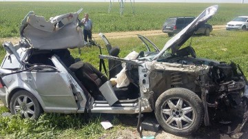Accident TERIBIL la ieşire din Dorobanţu! Mai multe persoane în stare critică, între care şi doi copii!