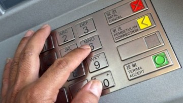 Individul care a distrus bancomat de la Sabroso era BĂUT