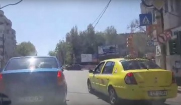 O nouă şicanare în trafic la Constanţa, cu un taximetrist! VIDEO