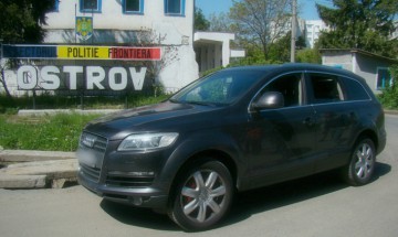 Audi Q7 furat din Germania, descoperit la Ostrov