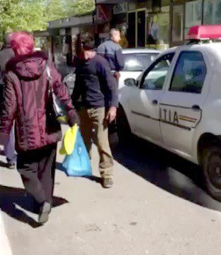 Recidivistul care a avariat maşina Poliției, în Tomis 3, arestat. Iată filmul celor petrecute!