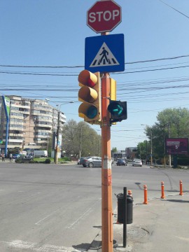 Se înlocuiesc semafoarele din Constanţa!
