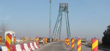 Autorităţile dau asigurări: ploile şi vântul nu au afectat lucrările de pe Podul de la Agigea!