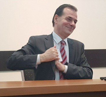 Orban îi sugerează lui Tăriceanu să se înscrie în PSD, pentru că este lipit ca marca de scrisoare de Dragnea
