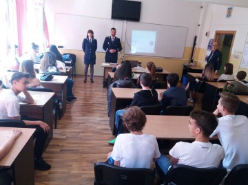 Activităţi informativ-preventive desfăşurate de către poliţiştii constănţeni