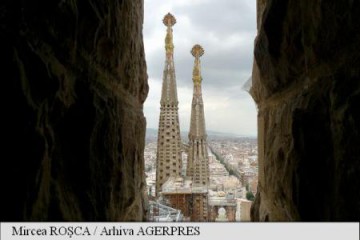 Sosirile vizitatorilor străini, în creștere cu 16%, în aprilie