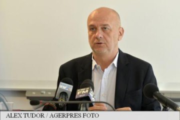 Legea salarizării unitare din sectorul public rămâne unitară doar în titlu
