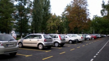 Ocuparea ilegală a unui loc de parcare ar putea fi sancţionată cu 500 - 1.000 de lei