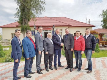 Candidatul PSD la Primăria Bălcescu promite reţea de gaze naturale în comună
