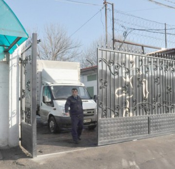 Hoțul care voia să mituiască polițiștii din Portul Constanța, condamnat
