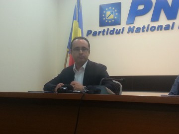 Bușoi, conferință la PNL Constanța, o organizație care îl susține pe Orban