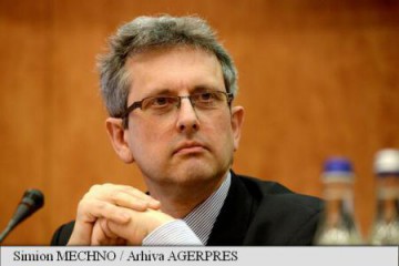 80% dintre cei mai săraci cetățeni au dificultăți în rambursarea creditelor; la fel, 40% dintre cei mai bogați