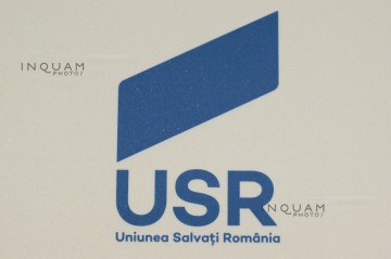 Noul şef de la ANCOM vrea să-şi pună un salariu de 10.000 euro pe lună şi a schimbat toată conducerea