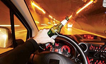 Şofer aflat sub influenţa băuturilor alcoolice, depistat pe strada Suceava
