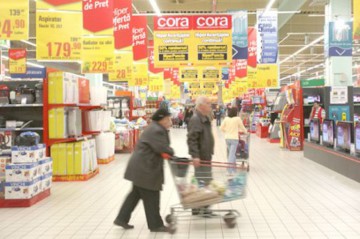 Bucureşteancă prinsă la furat într-un supermarket din Constanţa