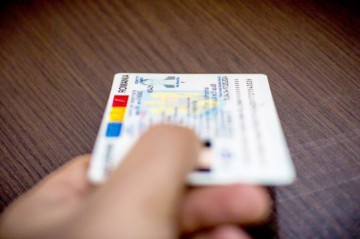 Şi traficanții de droguri îşi schimbă buletinele!