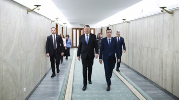 Prima reacţie de la Cotroceni: România are prim ministru, preşedintele nu are motiv să numească un interimar