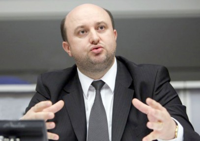 Chiţoiu anunţă reducerea contribuţiilor la pensii cu 3% Chiţoiu anunţă reducerea contribuţiilor la pensii cu 3%