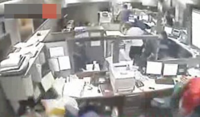 CUTREMUR cu magnitudinea de 8,2 în Chile. Cinci persoane au murit. Alerte de TSUNAMI în Chile, Ecuador, Peru şi Honduras CUTREMUR cu magnitudinea de 8,2 în Chile. Cinci persoane au murit. Alerte de TSUNAMI în Chile, Ecuador, Peru şi Honduras