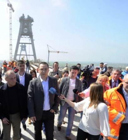 Calvarul de pe Podul Agigea continuă: circulaţia se opreşte de tot din septembrie! Calvarul de pe Podul Agigea continuă: circulaţia se opreşte de tot din septembrie!