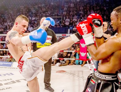 Luptători din 9 ţări se vor confrunta la ediţia VIP de la Mamaia a circuitului Superkombat Luptători din 9 ţări se vor confrunta la ediţia VIP de la Mamaia a circuitului Superkombat