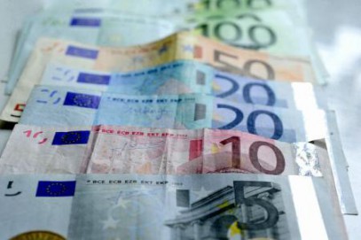 Ministerul Fondurilor Europene pregăteşte lansarea a patru apeluri de proiecte în cadrul POS DRU Ministerul Fondurilor Europene pregăteşte lansarea a patru apeluri de proiecte în cadrul POS DRU